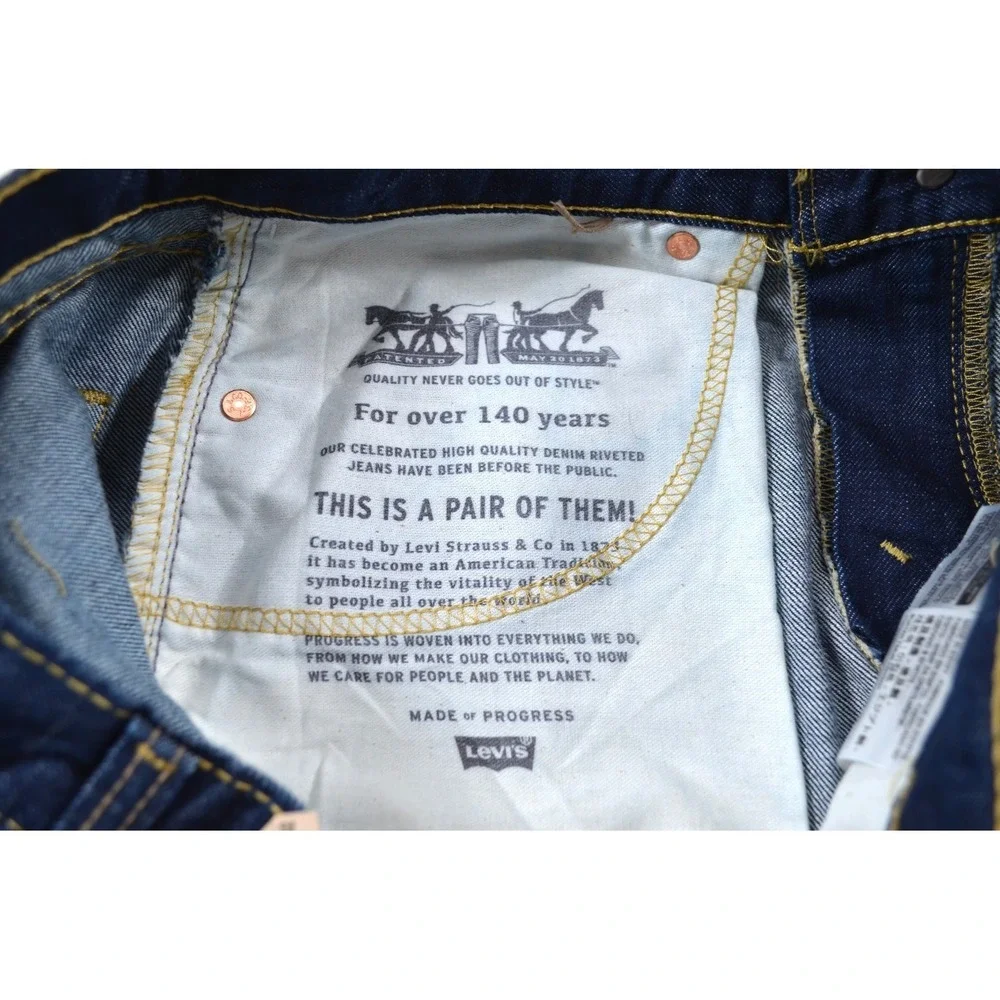 Levi's  505 Denim Blue Jeans Men's 33 x 32 (fits 32x31) Dark Wash Nwts Irregular